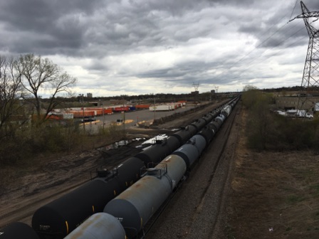 Bakken Oil Trains (St. Paul, 05-02)