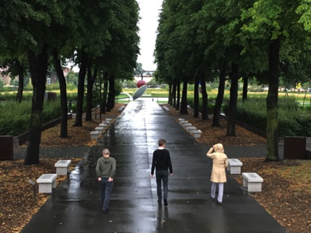 Tom P, Stephen, & Pat (Walker Sculpture Garden, 09-12)